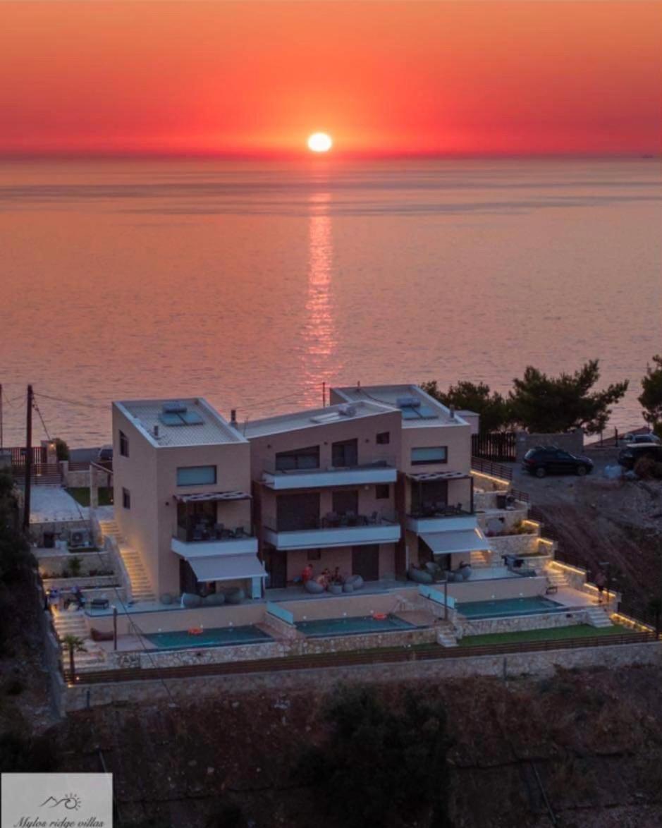Mylos Ridge - Perseus Villa